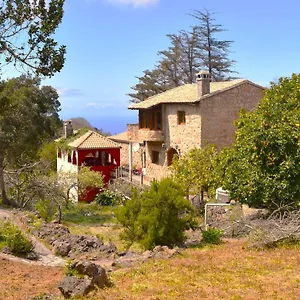 https://casa-rural-la-gustoza.tenerifehoteles.net