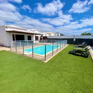 Abuelo Paco - Private Heated Pool Playa Blanca (Lanzarote)