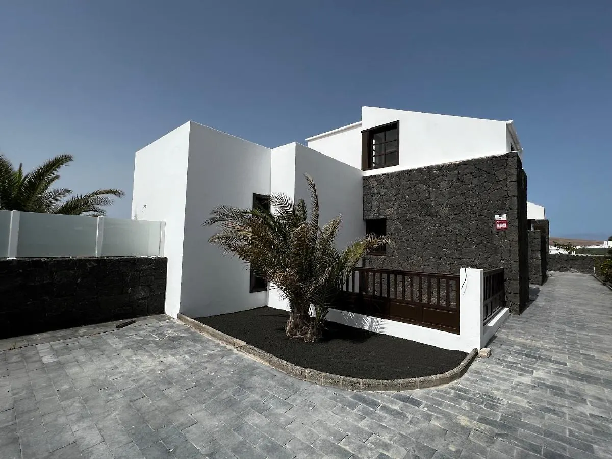 Villa Casa Del Sol Naciente - Heated Pools - Wifi - Uk,Be,Nl,Fr Tv Channels Playa Blanca