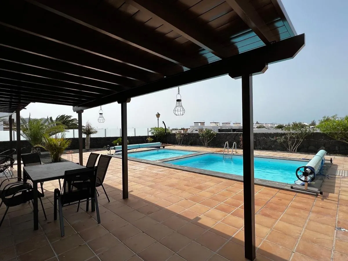 Casa Del Sol Naciente - Heated Pools - Wifi - Uk,Be,Nl,Fr Tv Channels Playa Blanca  0*, Playa Blanca (Lanzarote)