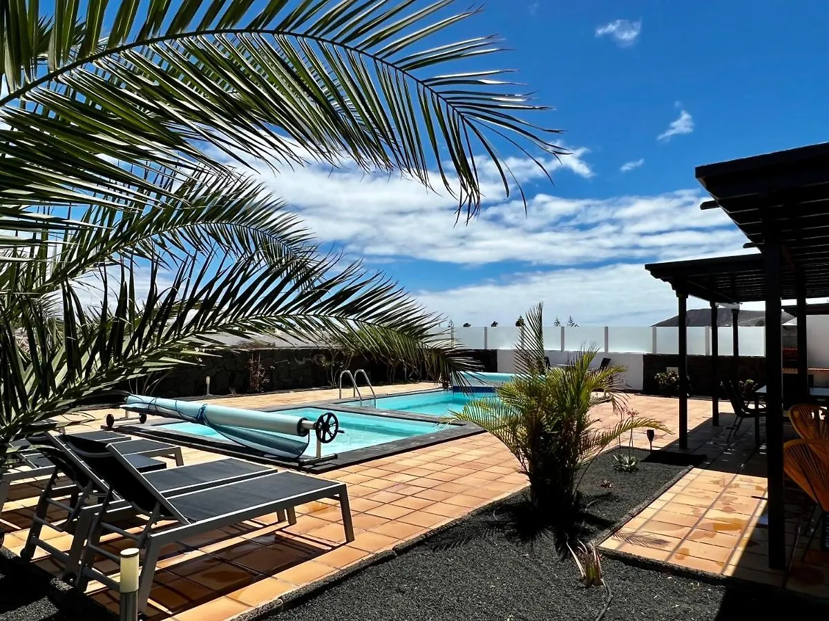 Casa Del Sol Naciente - Heated Pools - Wifi - Uk,Be,Nl,Fr Tv Channels Playa Blanca  Villa