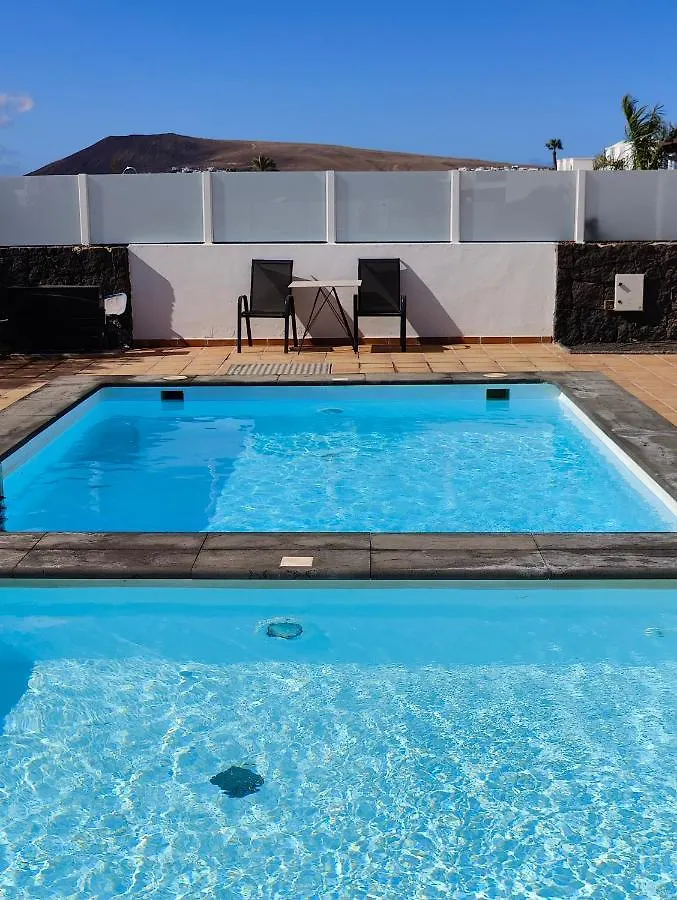 Casa Del Sol Naciente - Heated Pools - Wifi - Uk,Be,Nl,Fr Tv Channels Playa Blanca  Villa Playa Blanca (Lanzarote)