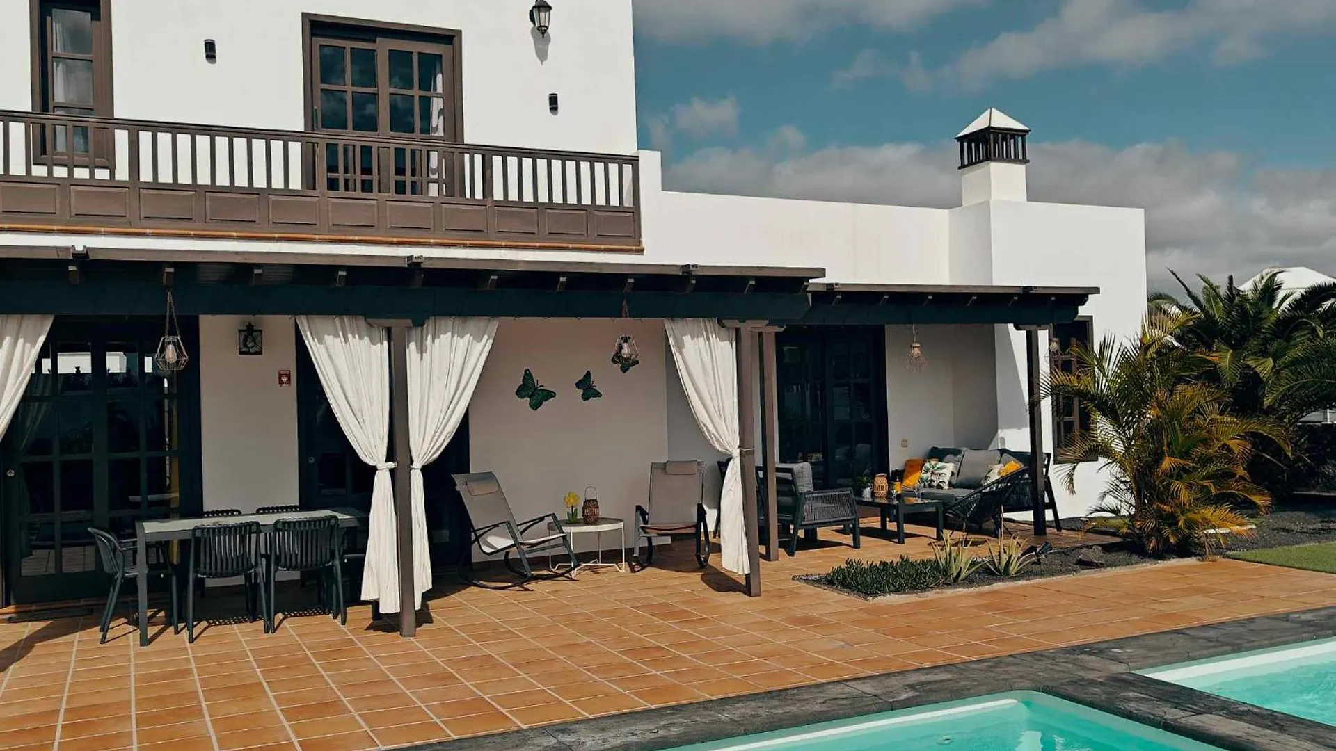 Casa Del Sol Naciente - Heated Pools - Wifi - Uk,Be,Nl,Fr Tv Channels Playa Blanca  Spain